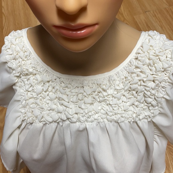 Daniel Rainn  Size M Cream color Cap sleeves - Picture 2 of 8